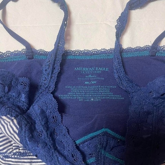 American eagle navy blue lace top - Picture 3 of 6